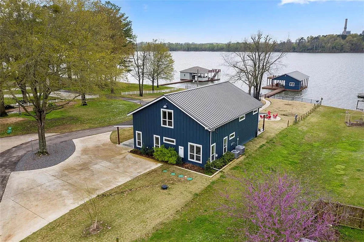 Barndominiums spaces by Stansell Custom Homes